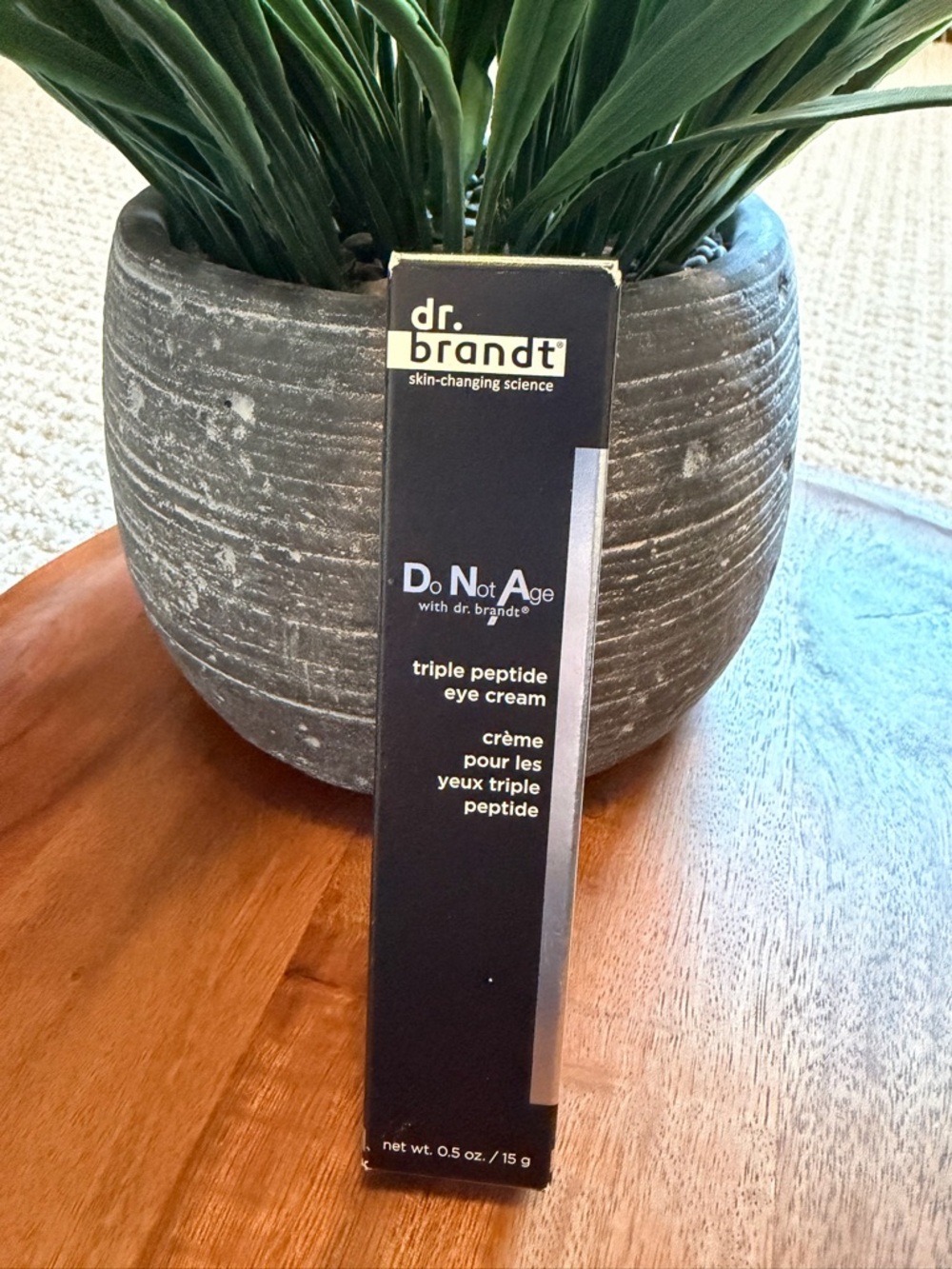 Dr brandt: Do Not Age Triple Peptide Eye Cream 0.5 oz/15 g new in box